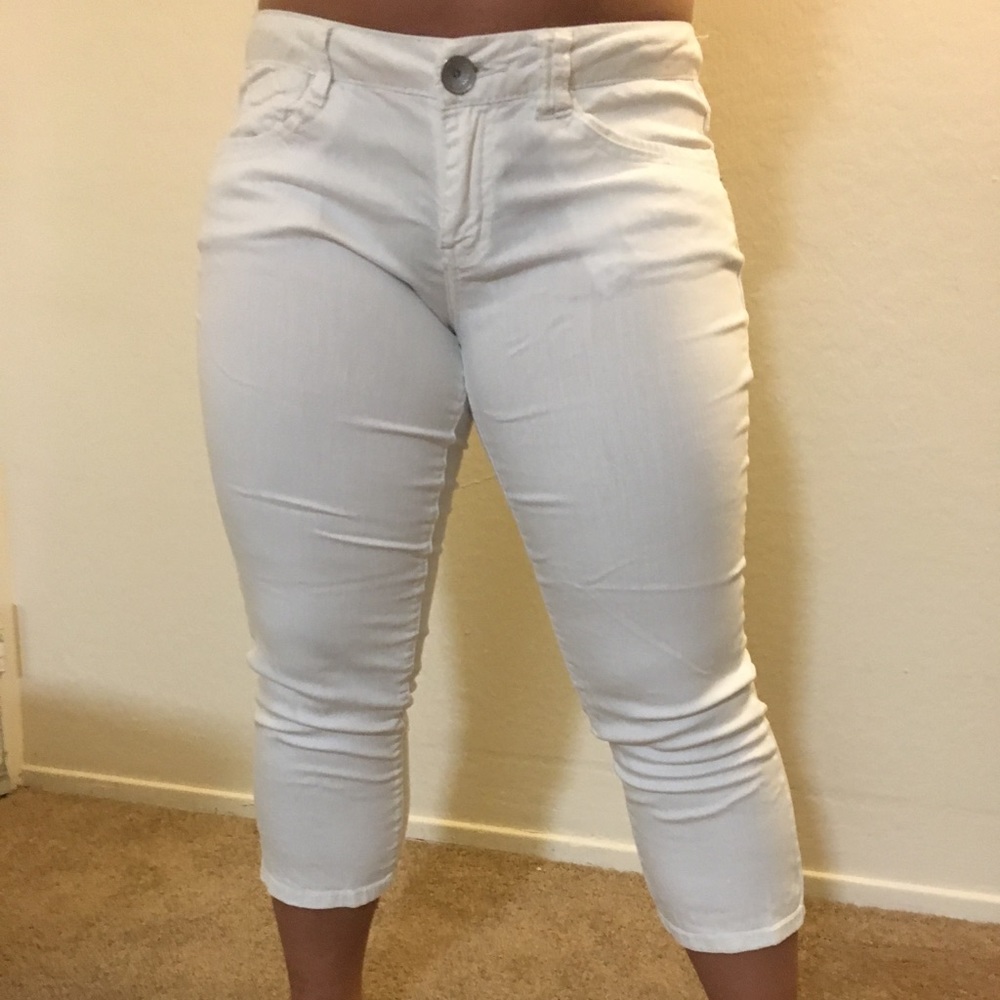 Capri pants